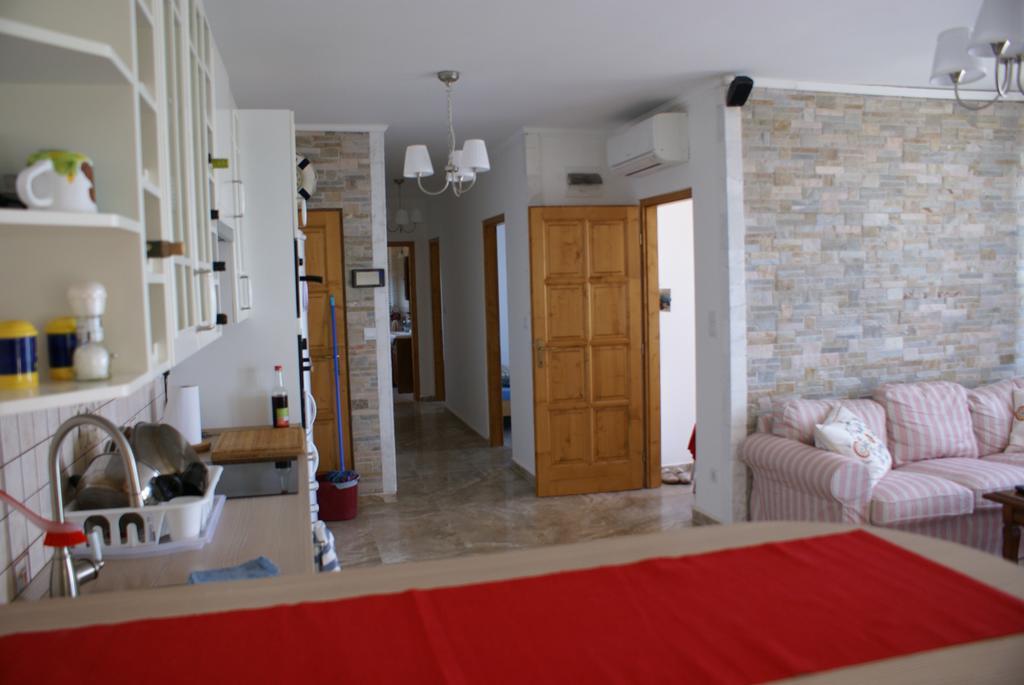 Hôtel Sargarigo Apartman Haz à Balatonalmádi Extérieur photo